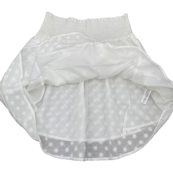 Rails Addison Skirt White Embroidered Daisies Size Medium NWT - Picture 10 of 14